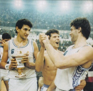 Fernando Romay, na época do Real Madrid, con Petrovic